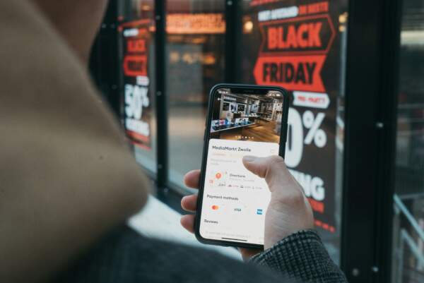 Best AI-Powered Shopping Assistants 2025 1 AI-Powered Shopping Assistants